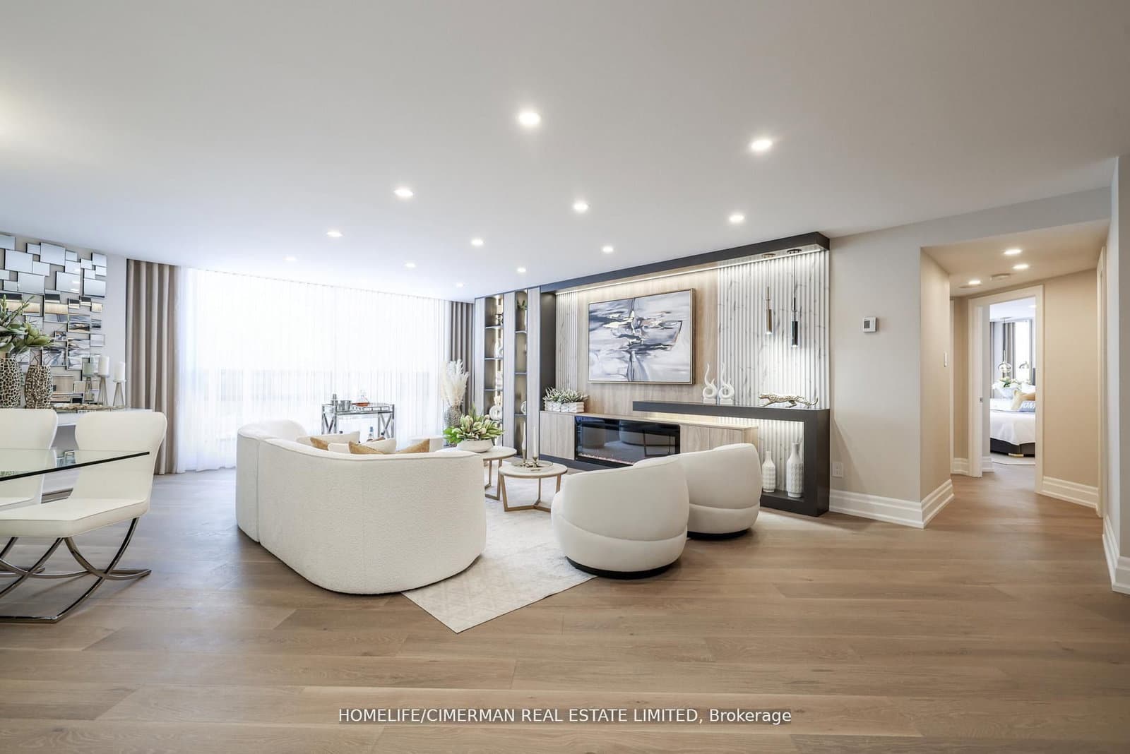 240 Heath Street W, Unit 1002 thumbnail 4
