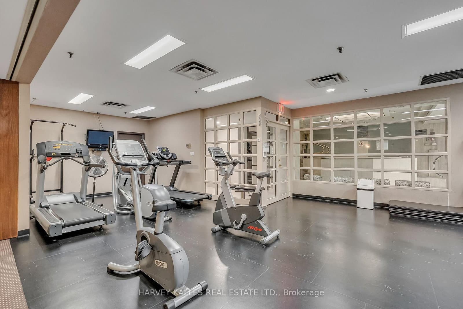 7 Broadway Avenue, Unit 609 thumbnail 15