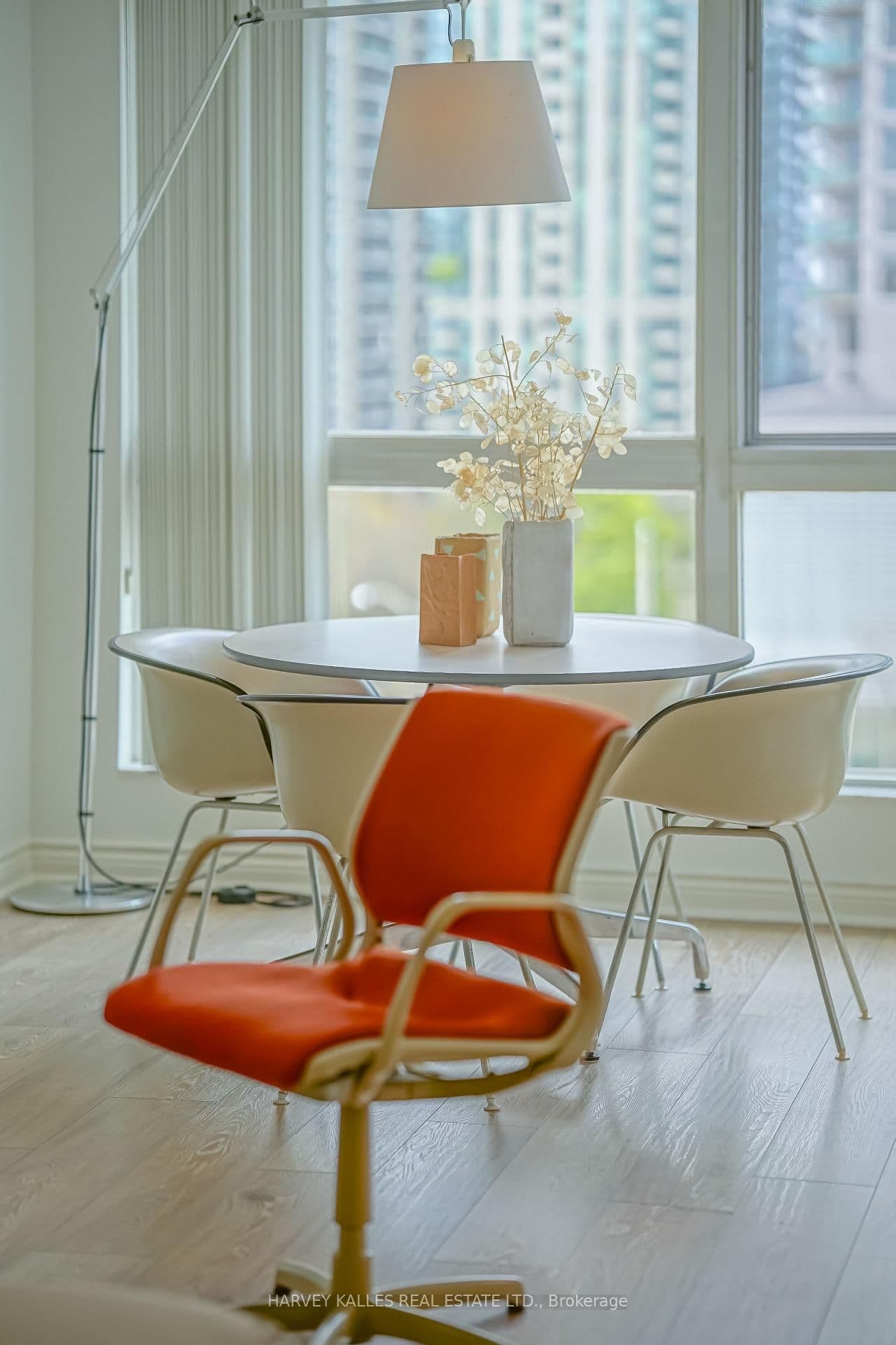 7 Broadway Avenue, Unit 609 thumbnail 9