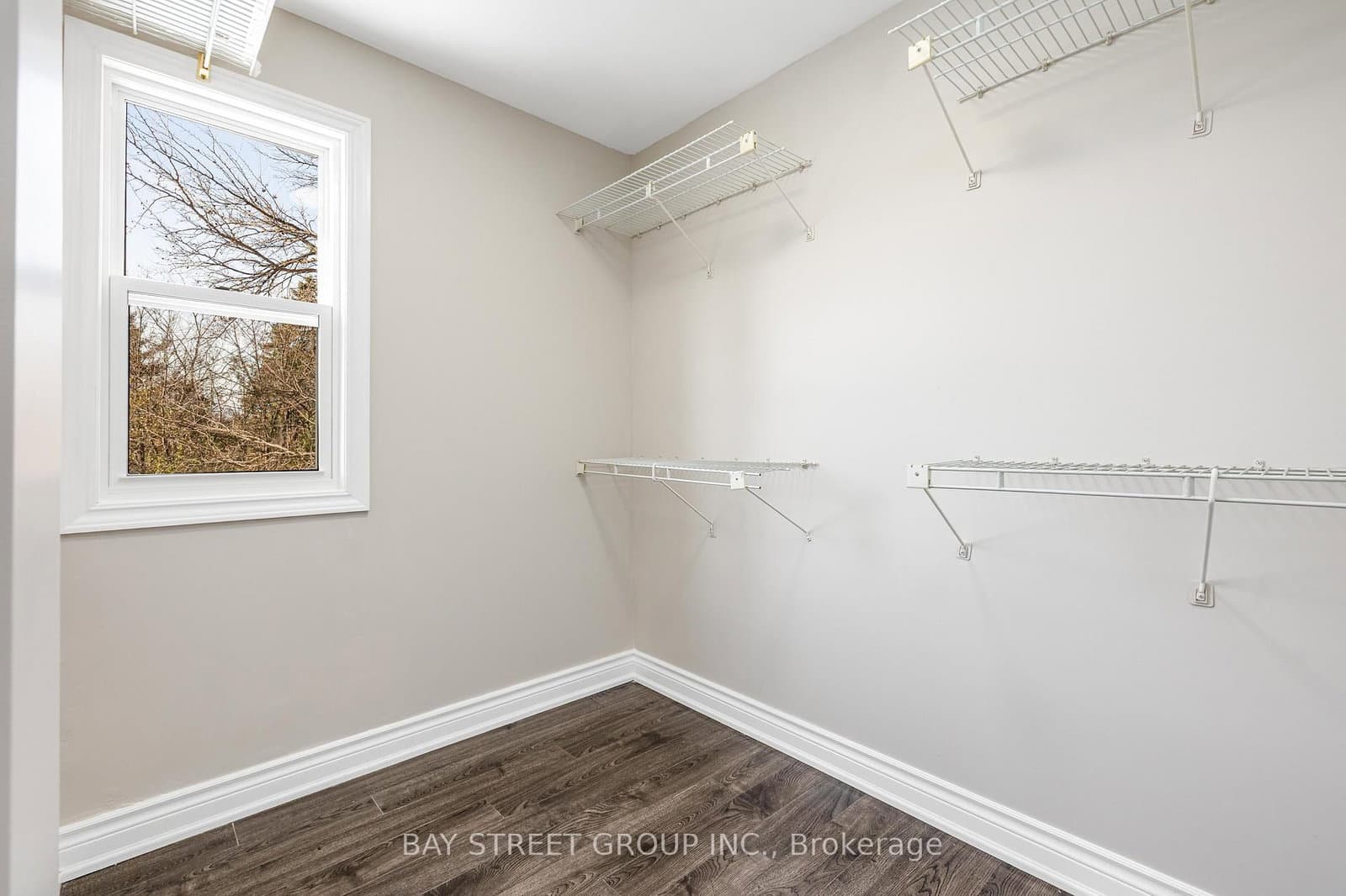 112 Bevdale Road thumbnail 25