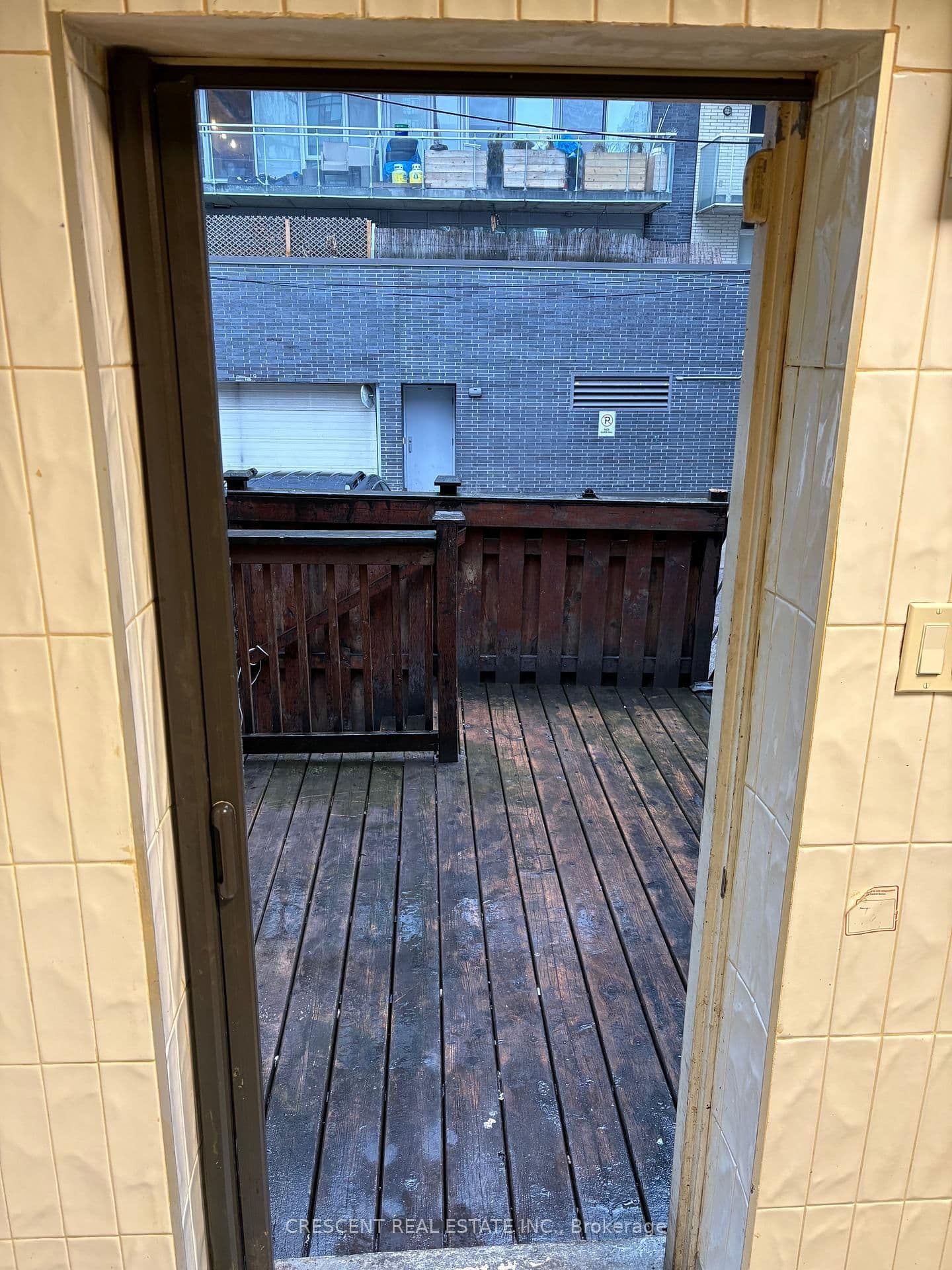 615 King Street W thumbnail 7