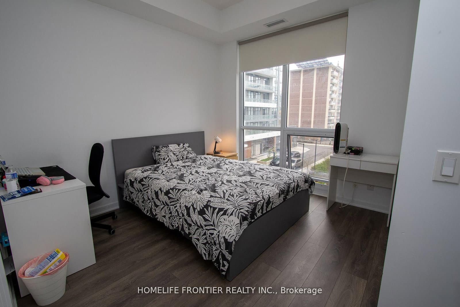38 Forest Manor Road, Unit 315 thumbnail 4