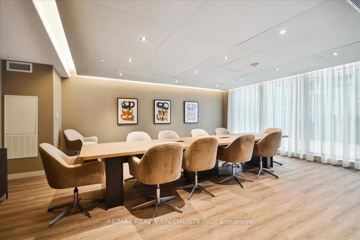 543 Richmond Street W, Unit 502 thumbnail 20