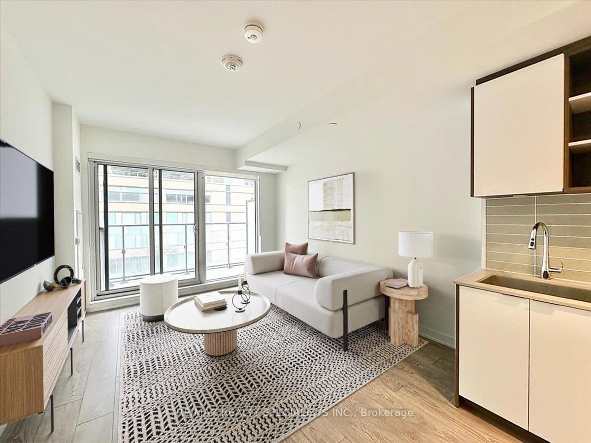543 Richmond Street W, Unit 502 thumbnail 7