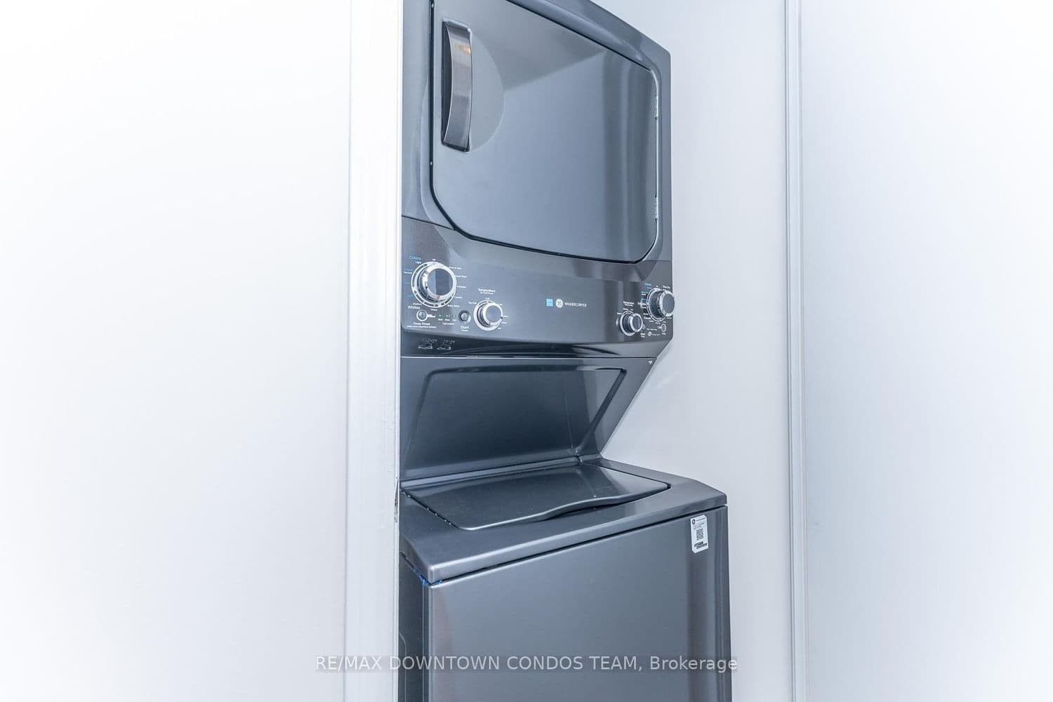 410 Queens Quay W, Unit 404 thumbnail 15