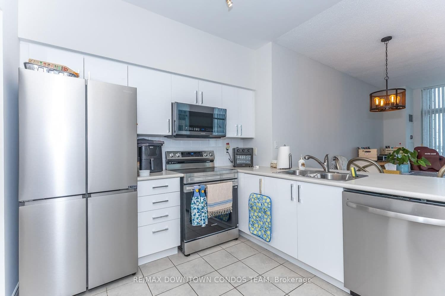 410 Queens Quay W, Unit 404 thumbnail 22
