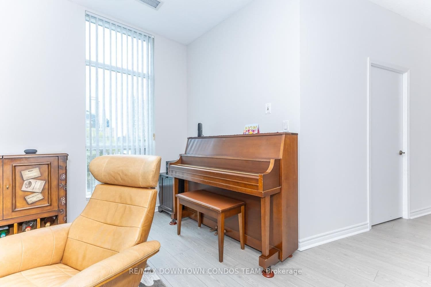 410 Queens Quay W, Unit 404 thumbnail 29