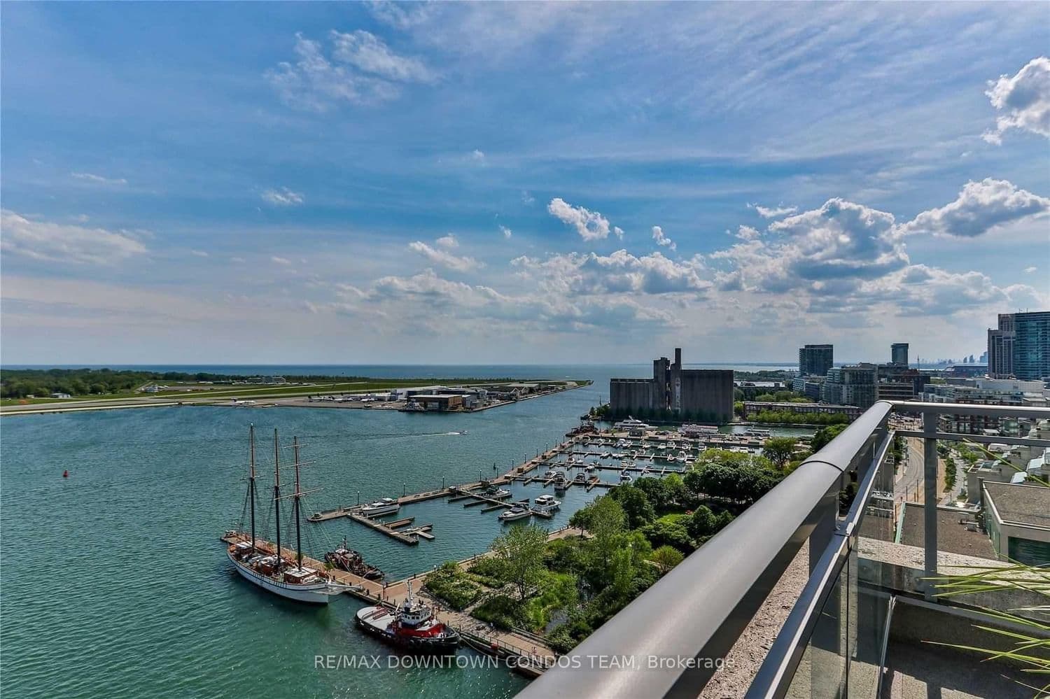 410 Queens Quay W, Unit 404 thumbnail 40