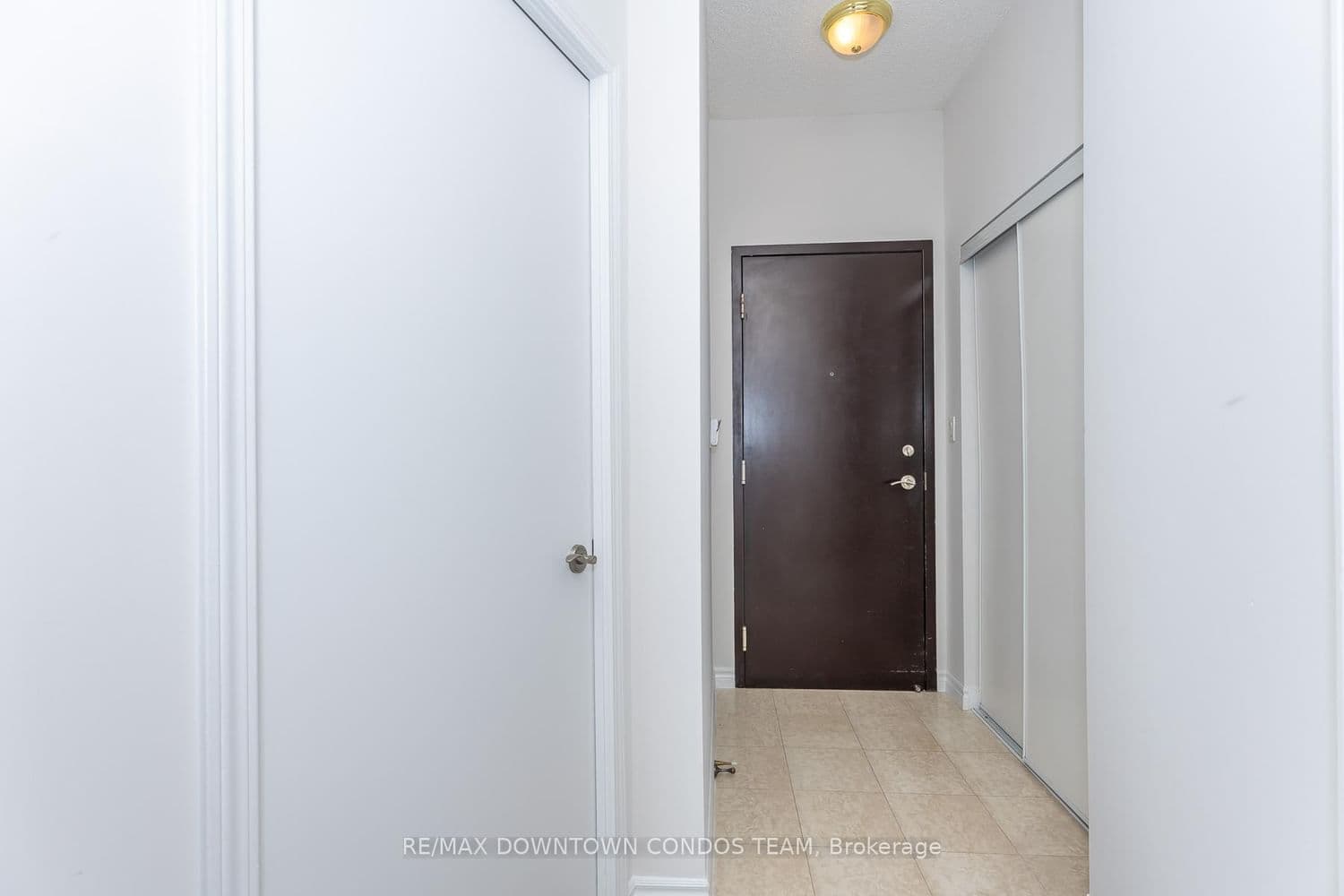 410 Queens Quay W, Unit 404 thumbnail 8