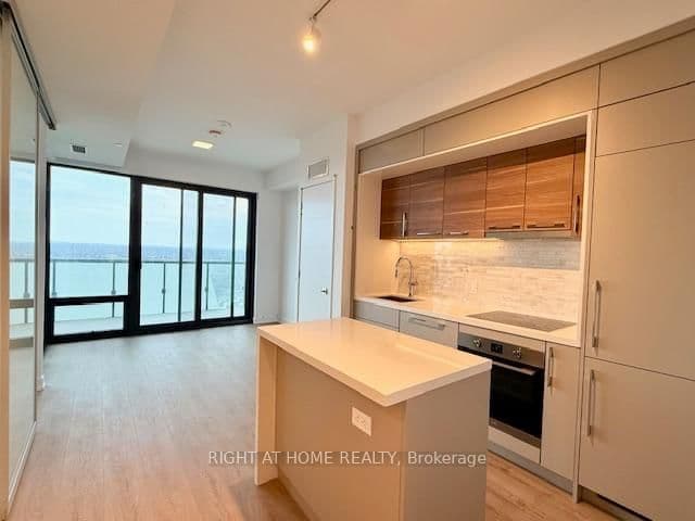 29 Green Trail Court, Unit 2606 thumbnail 2