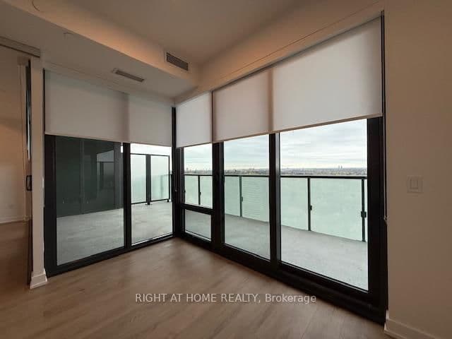 29 Green Trail Court, Unit 2606 thumbnail 3
