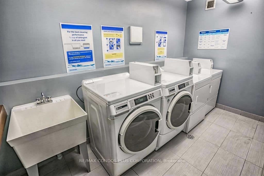 720 Spadina Avenue, Unit 1011 thumbnail 19