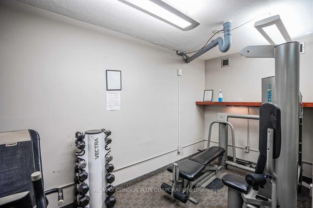720 Spadina Avenue, Unit 1011 thumbnail 22