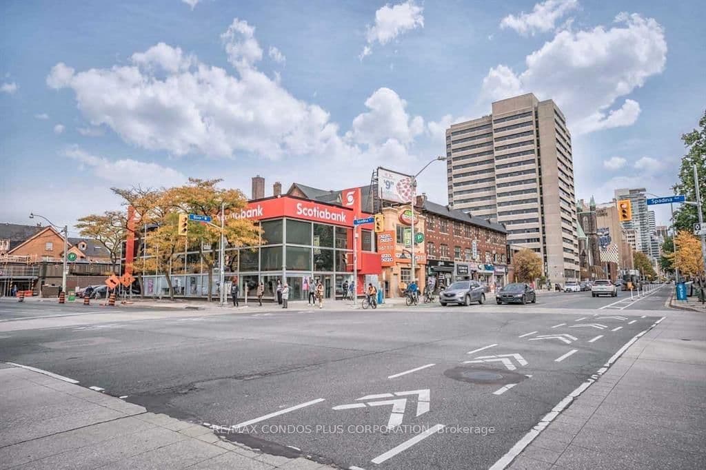720 Spadina Avenue, Unit 1011 thumbnail 29