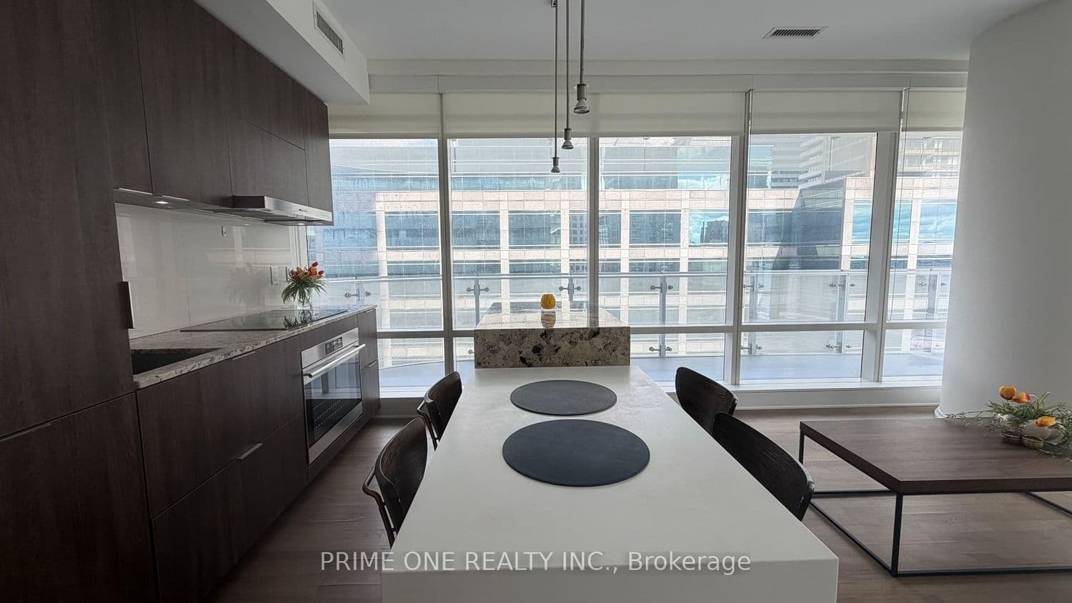 1 Bloor Street E, Unit 1704 thumbnail 14