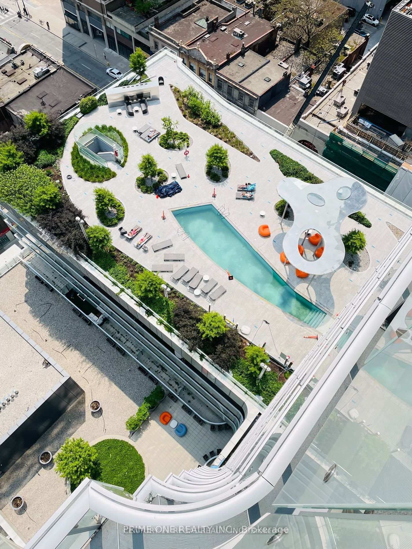 1 Bloor Street E, Unit 1704 thumbnail 26