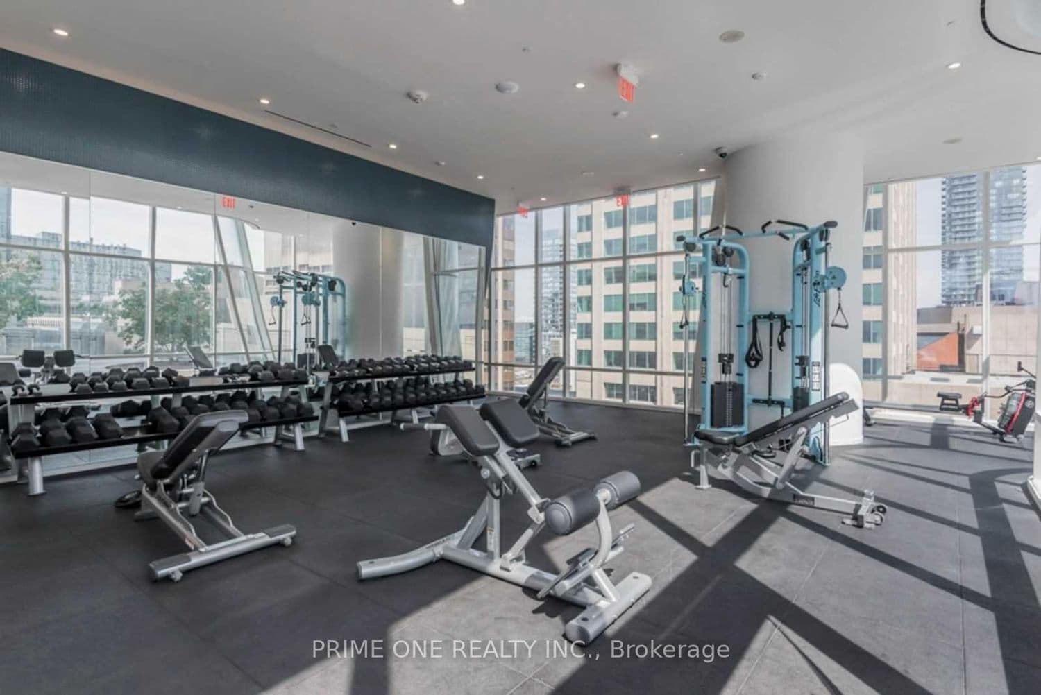 1 Bloor Street E, Unit 1704 thumbnail 29