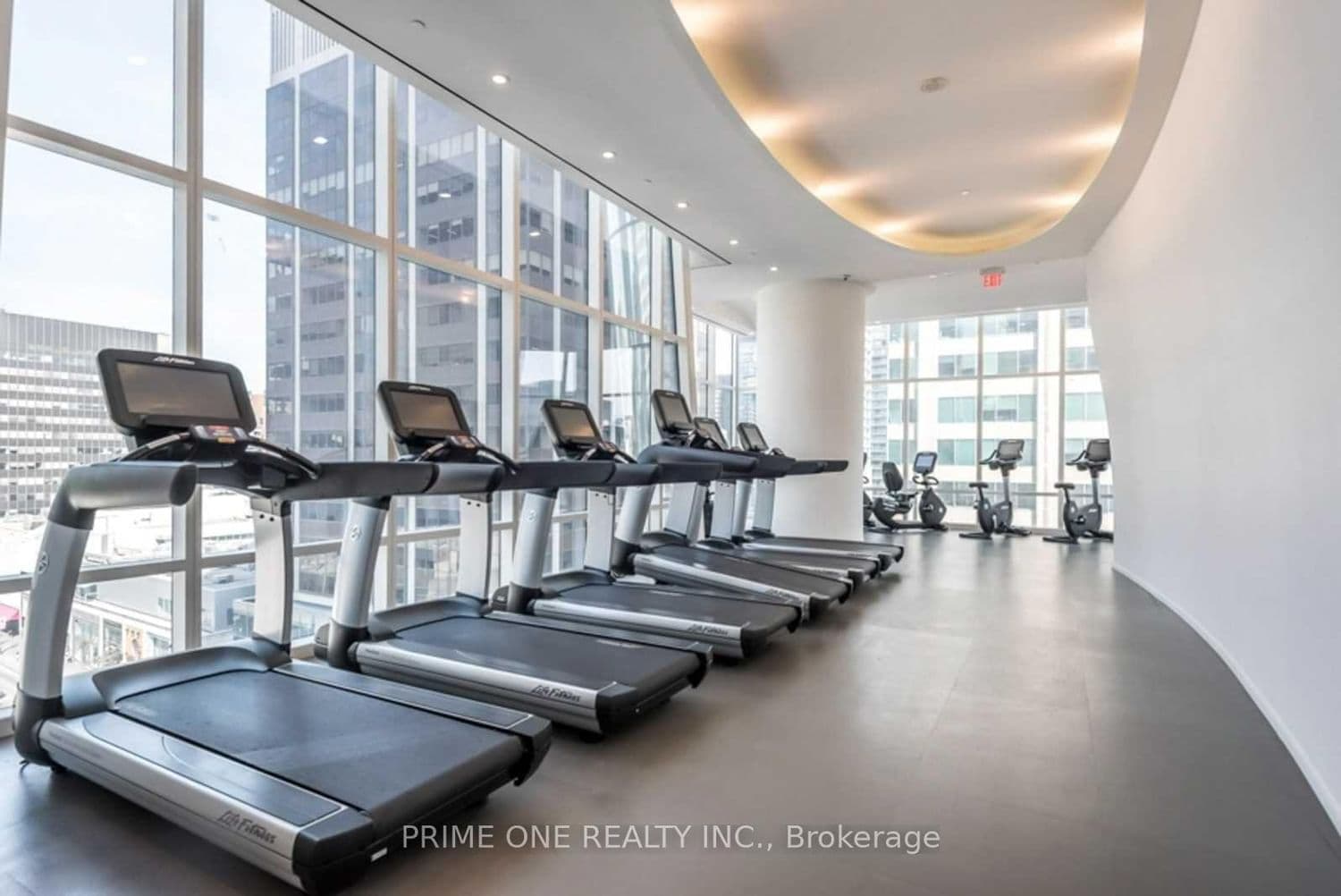 1 Bloor Street E, Unit 1704 thumbnail 31