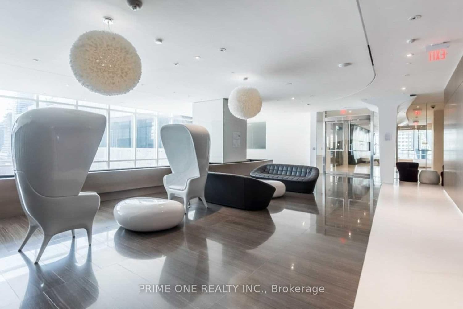 1 Bloor Street E, Unit 1704 thumbnail 42