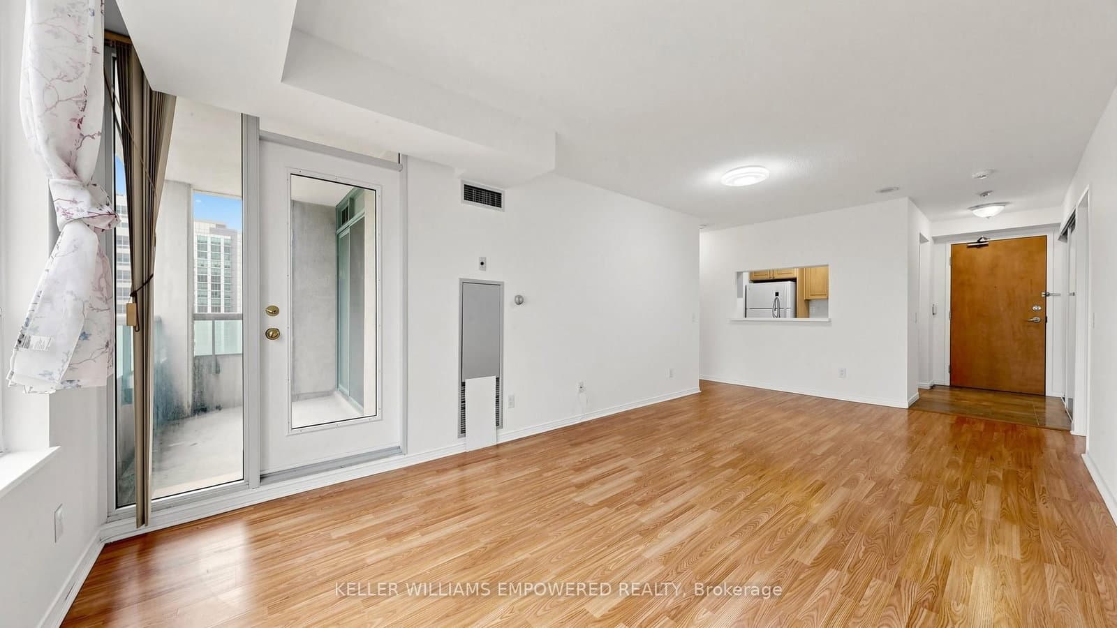 238 Doris Avenue, Unit 1511 thumbnail 15