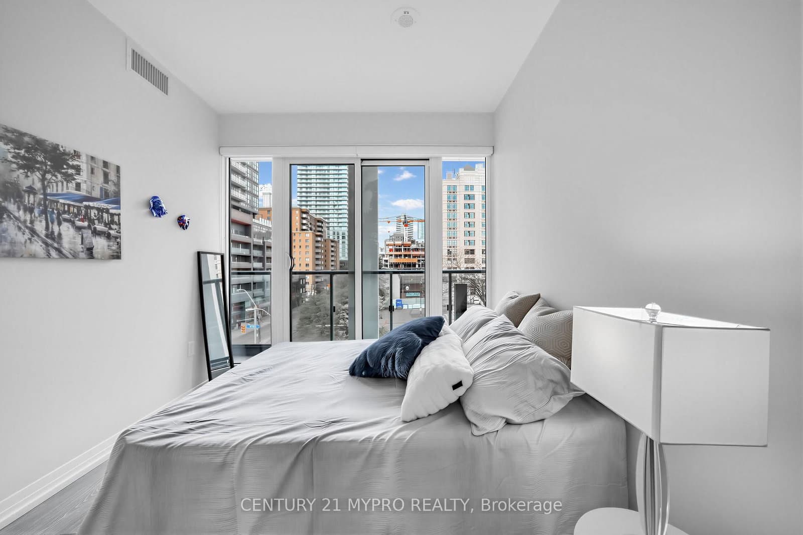 251 Jarvis Street, Unit 315 thumbnail 26