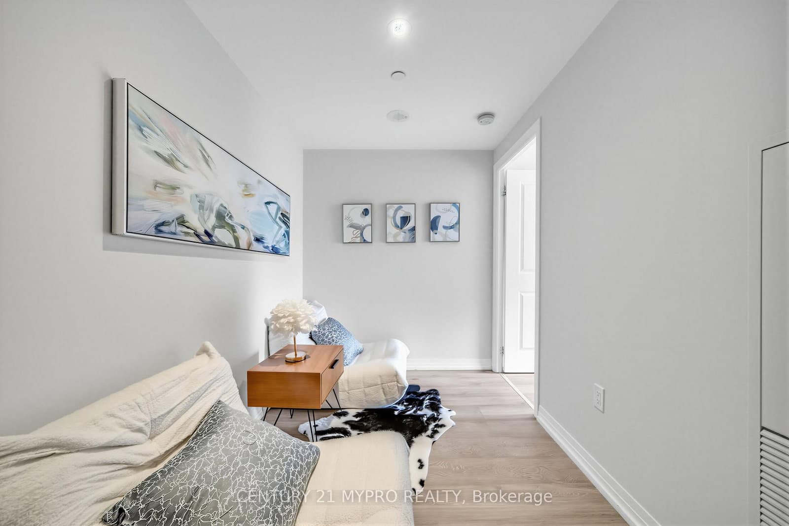 251 Jarvis Street, Unit 315 thumbnail 28