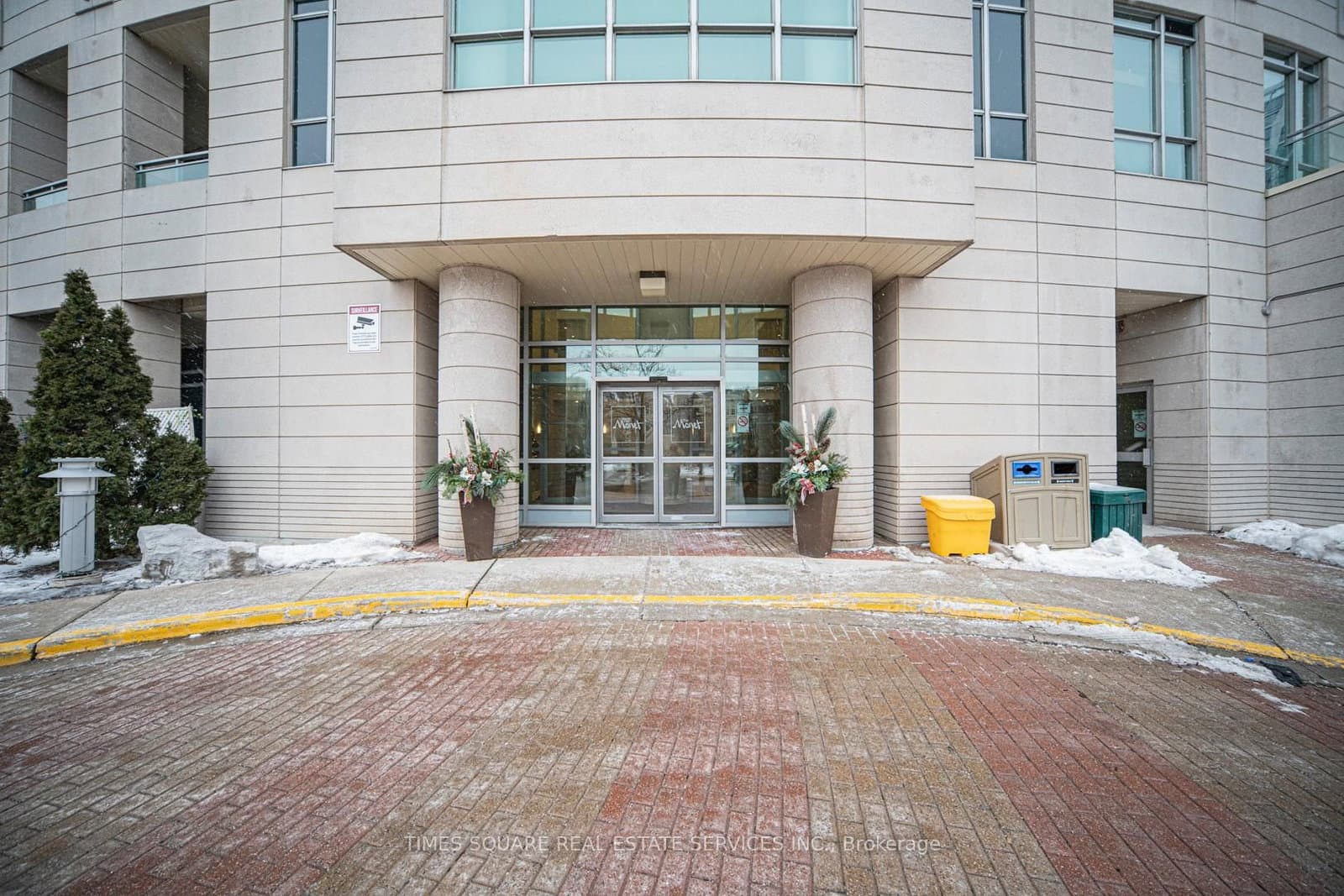 60 Byng Avenue, Unit 1501 thumbnail 2