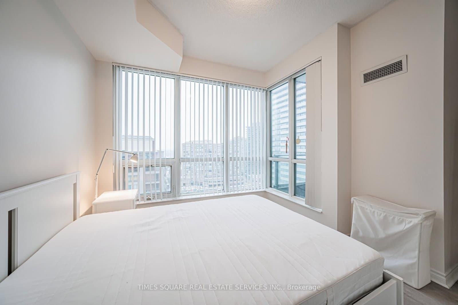 60 Byng Avenue, Unit 1501 thumbnail 25