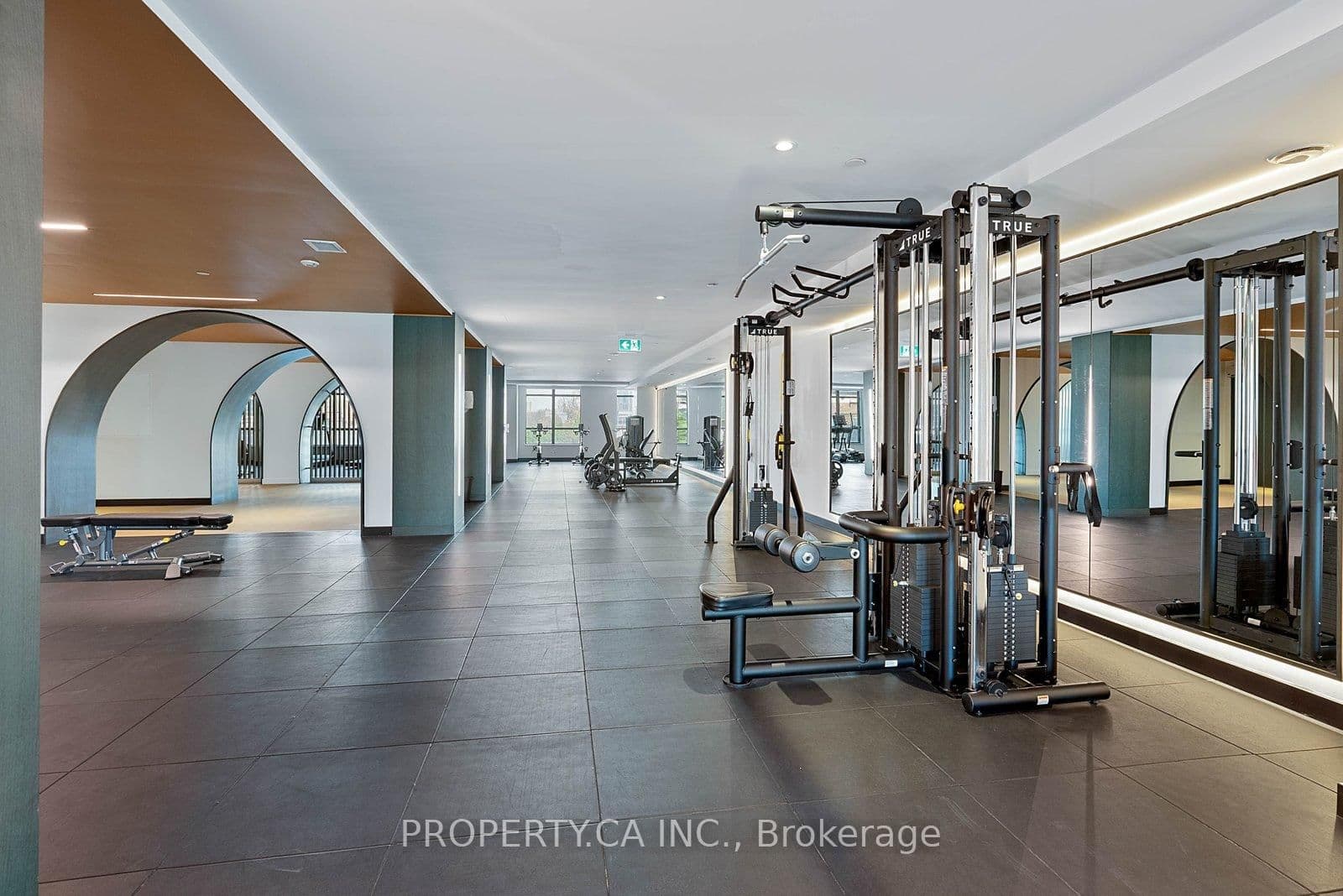 181 Sterling Road, Unit UPH02 thumbnail 21