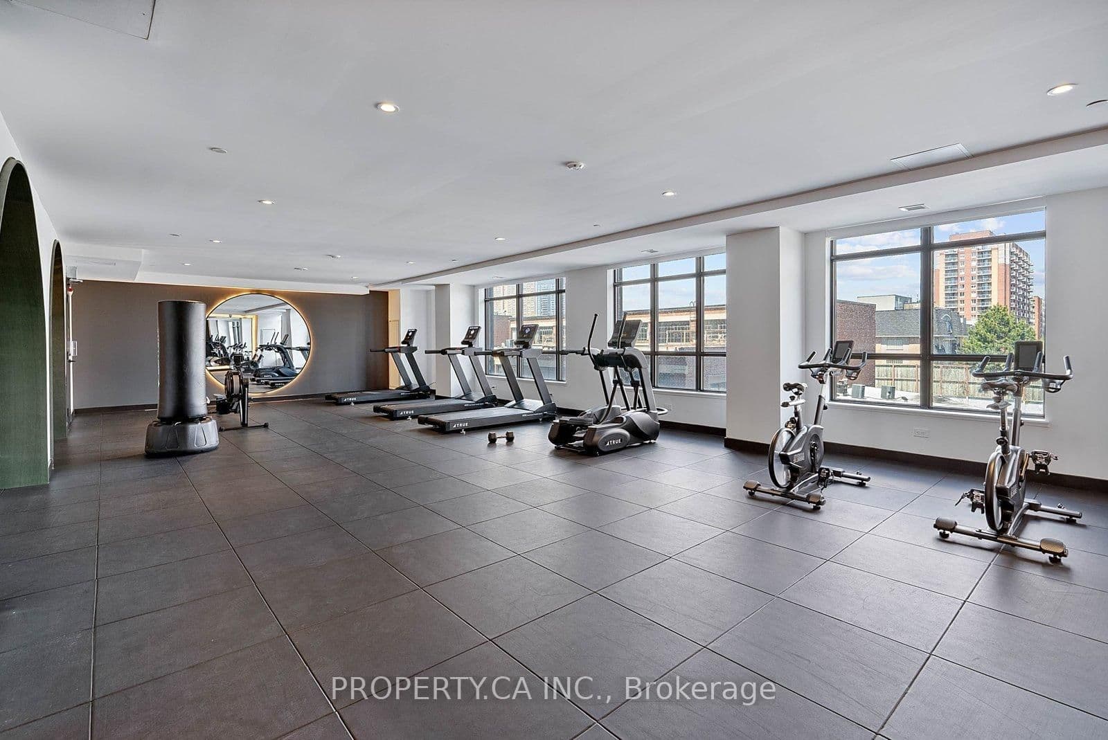 181 Sterling Road, Unit UPH02 thumbnail 22