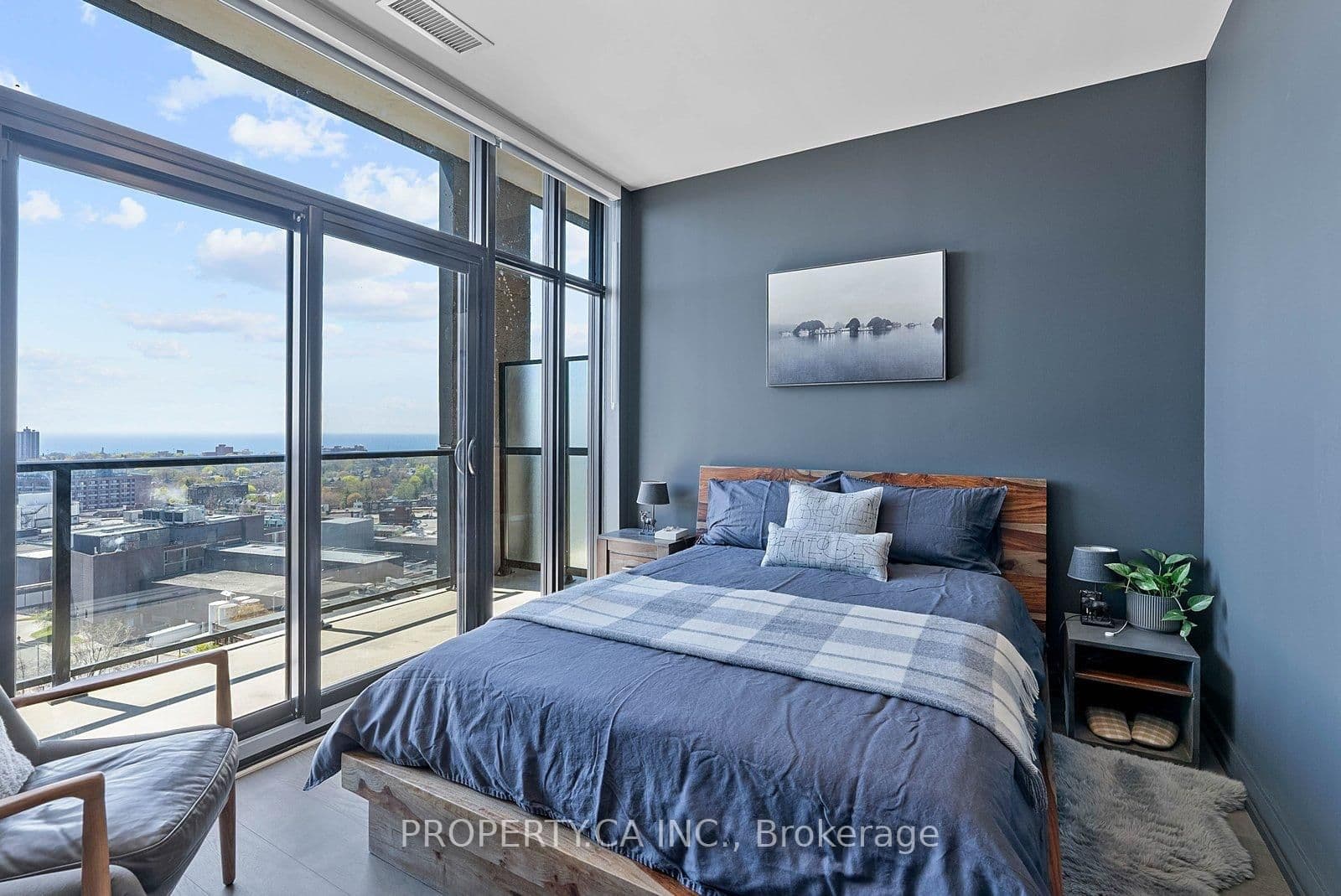 181 Sterling Road, Unit UPH02 thumbnail 9