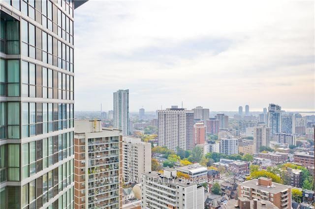 33 Charles Street E, Unit 2601 thumbnail 17