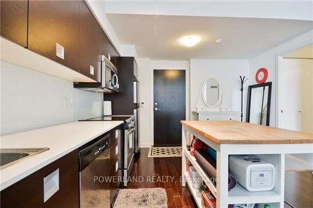 33 Charles Street E, Unit 2601 thumbnail 7