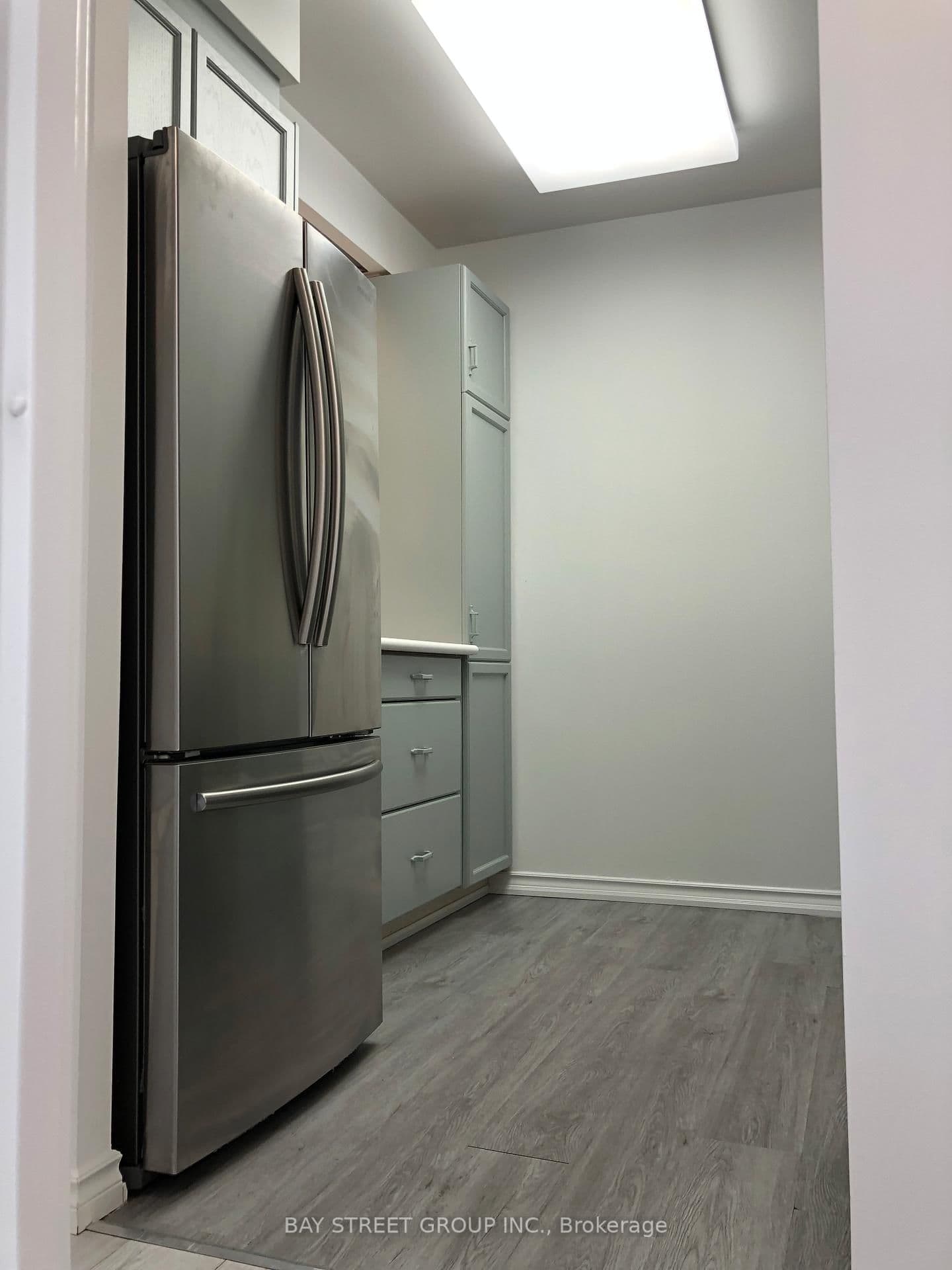 284 Bloor Street W, Unit 308 thumbnail 8