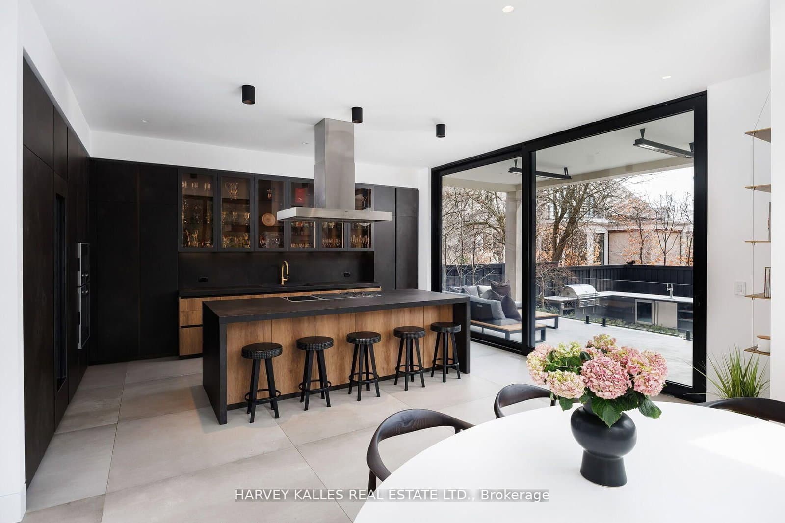 5 Dewbourne Avenue thumbnail 12
