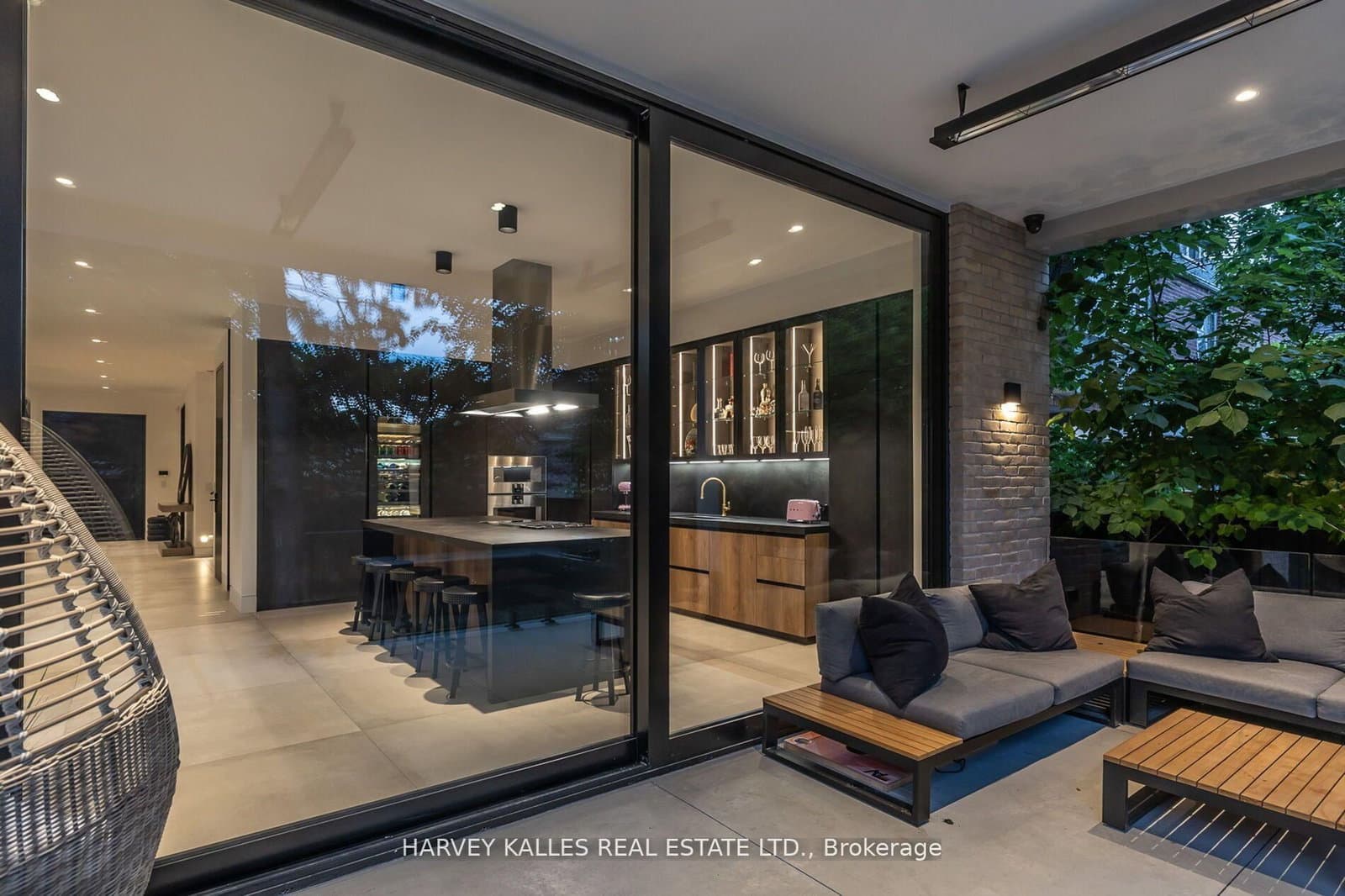 5 Dewbourne Avenue thumbnail 15