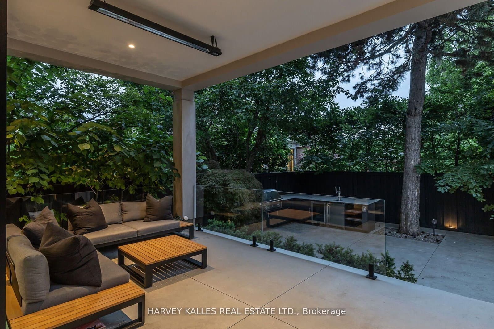 5 Dewbourne Avenue thumbnail 16