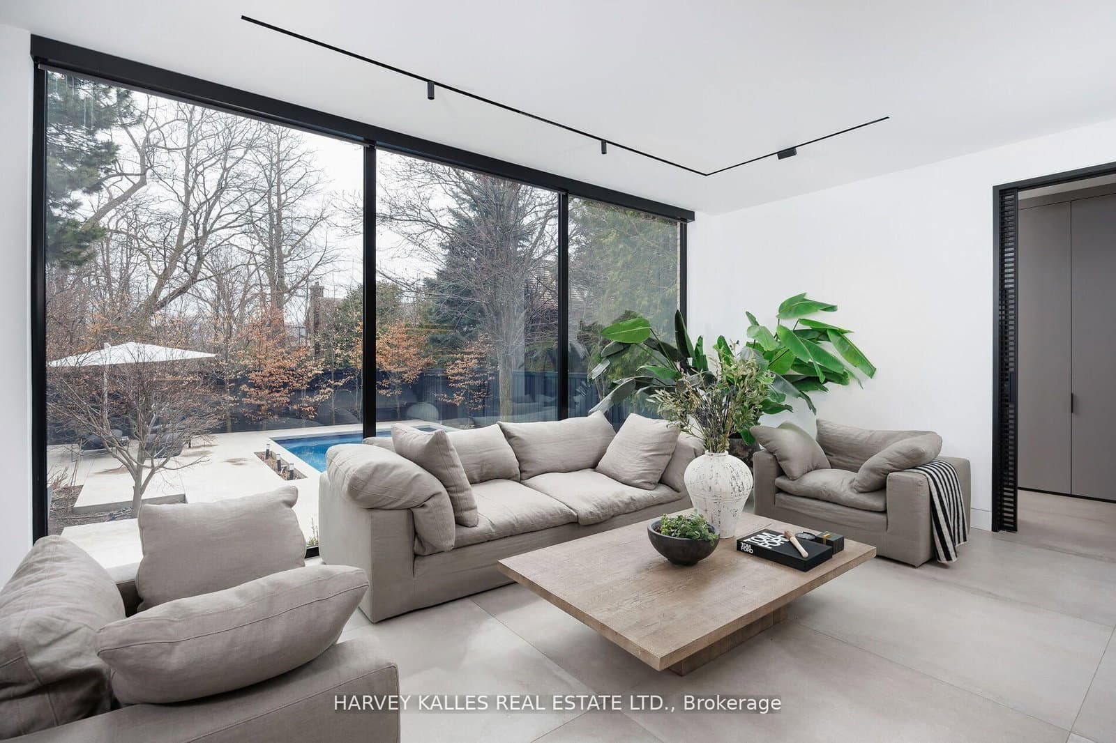 5 Dewbourne Avenue thumbnail 22