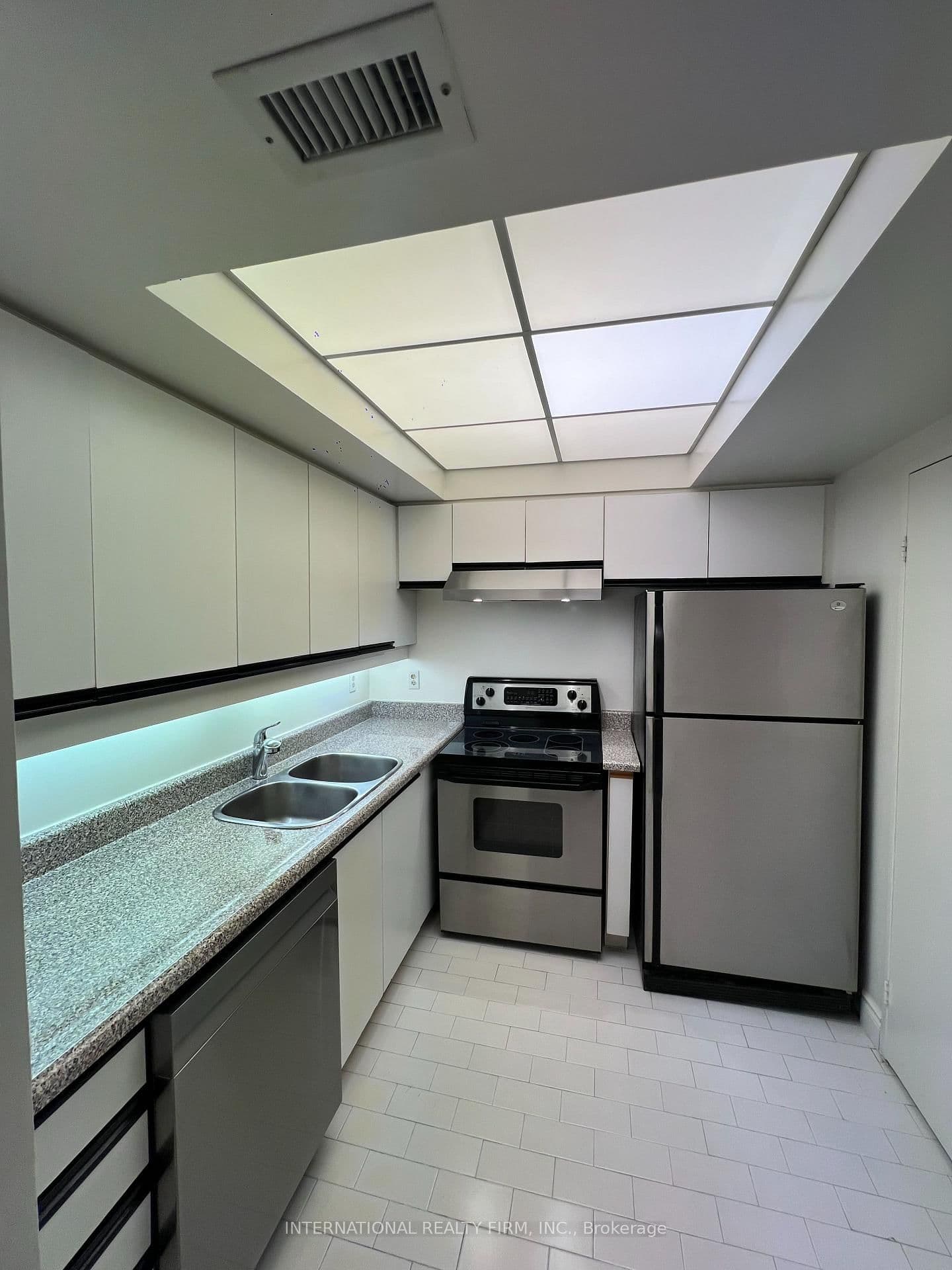 65 Scadding Avenue, Unit PH5 thumbnail 15