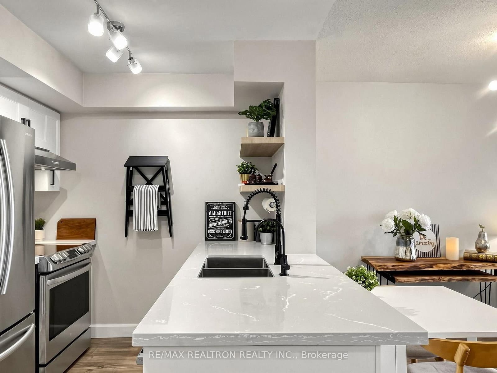 155 Beecroft Road, Unit 2610 thumbnail 17