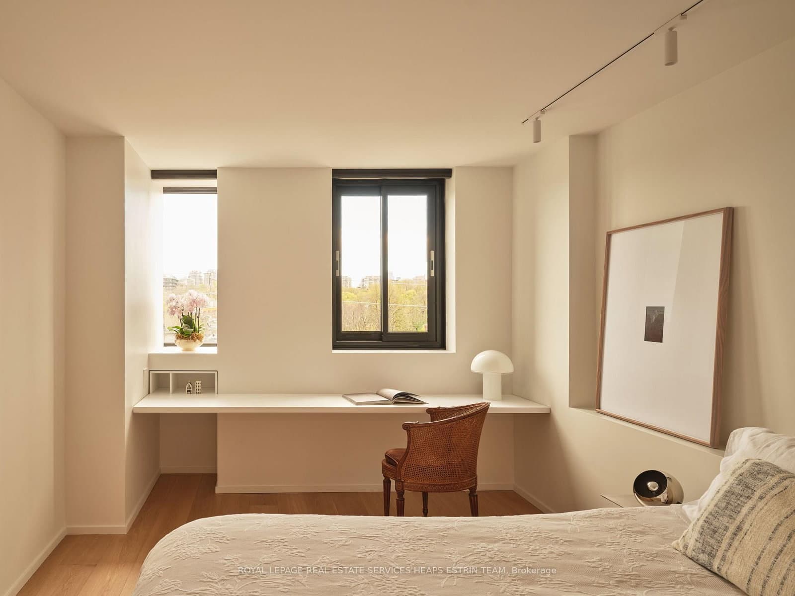 225 Davenport Road, Unit 514 thumbnail 22
