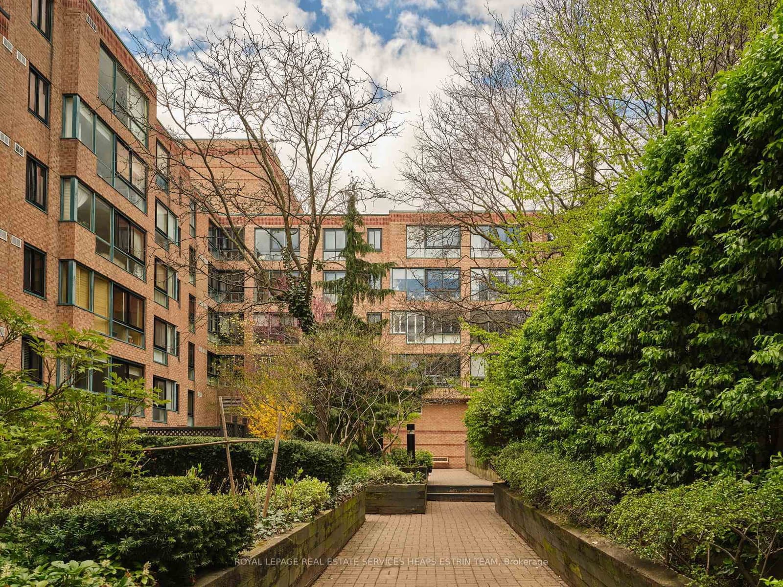 225 Davenport Road, Unit 514 thumbnail 36