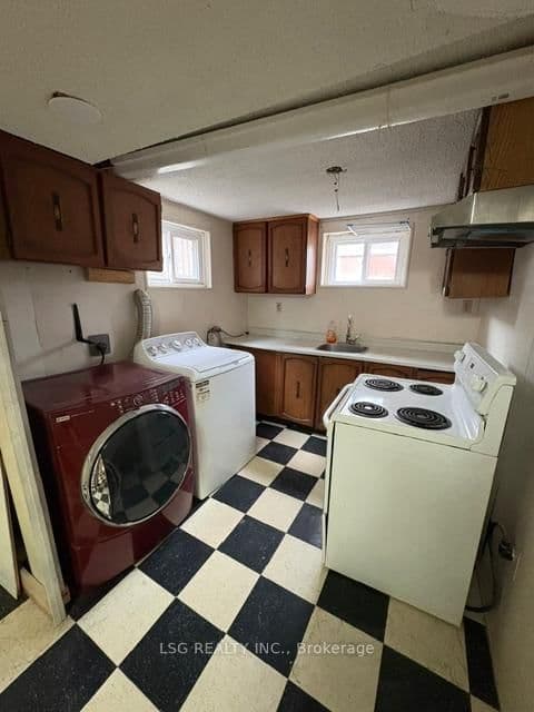 268 Pleasant Avenue, Unit Lower thumbnail 5