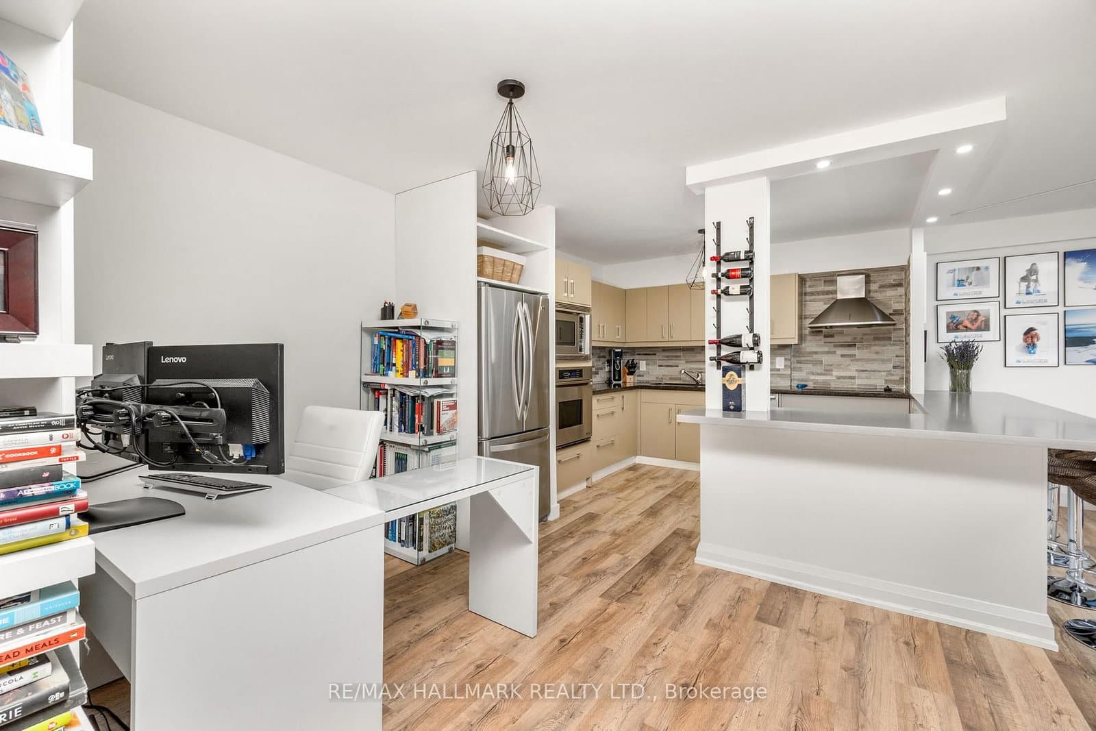 212 St George Street, Unit 203 thumbnail 5
