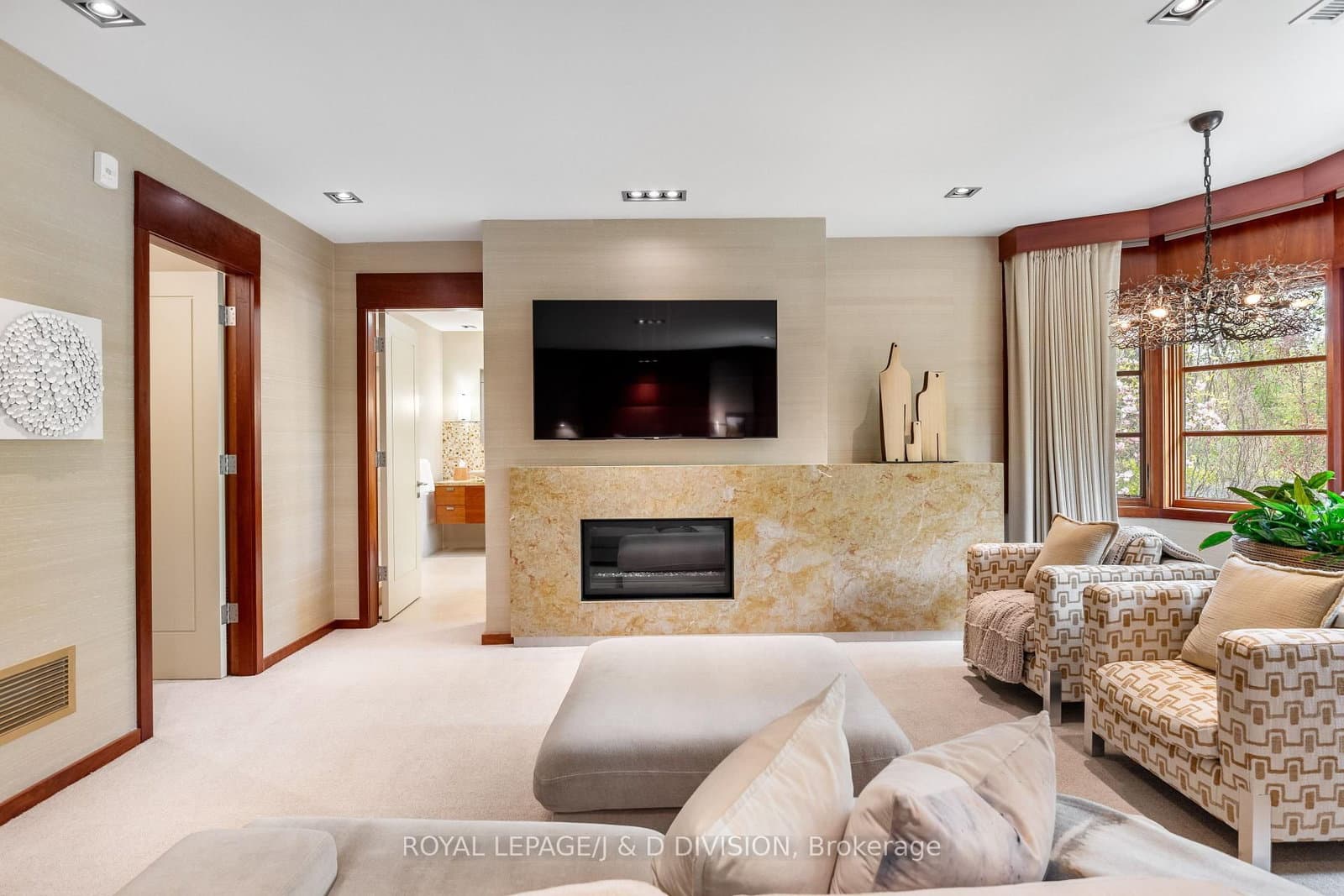 24 Glenview Avenue thumbnail 29