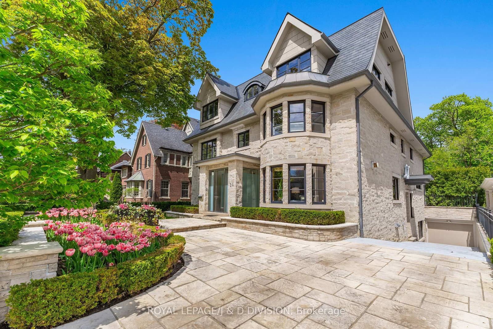 24 Glenview Avenue thumbnail 3