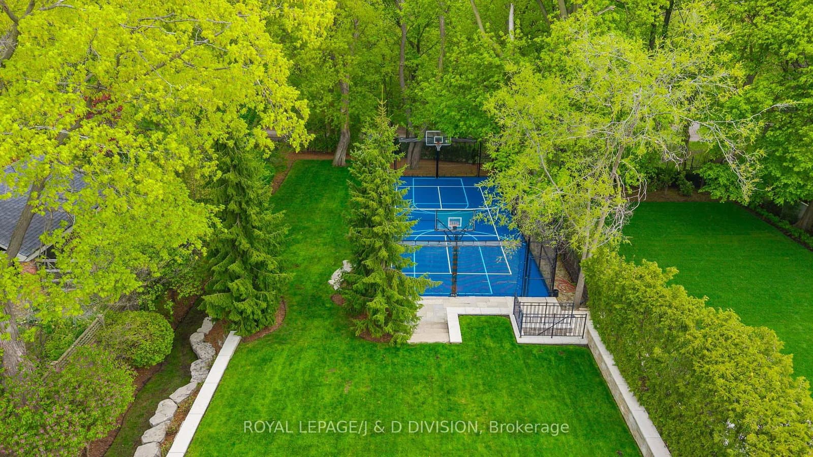 24 Glenview Avenue thumbnail 6