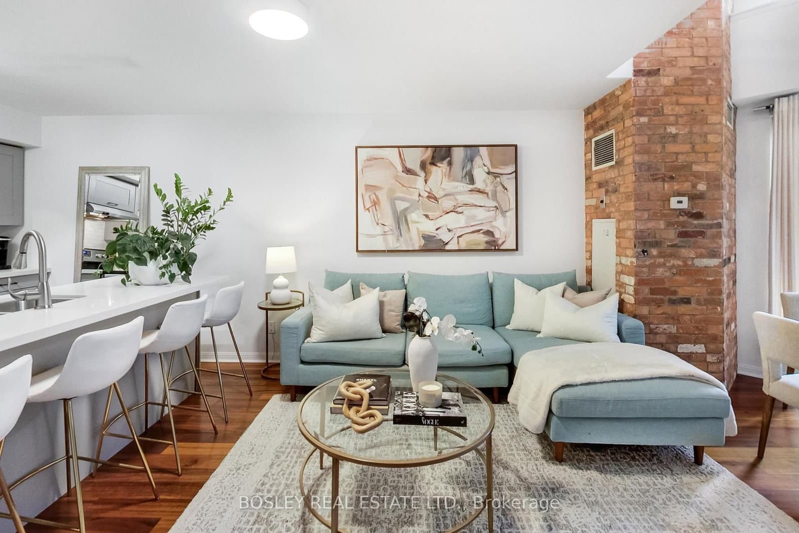 119 Merton Street, Unit 215 thumbnail 10