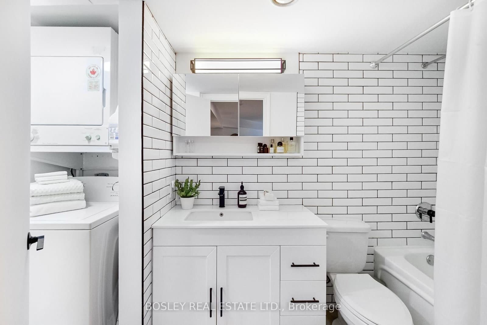 119 Merton Street, Unit 215 thumbnail 26
