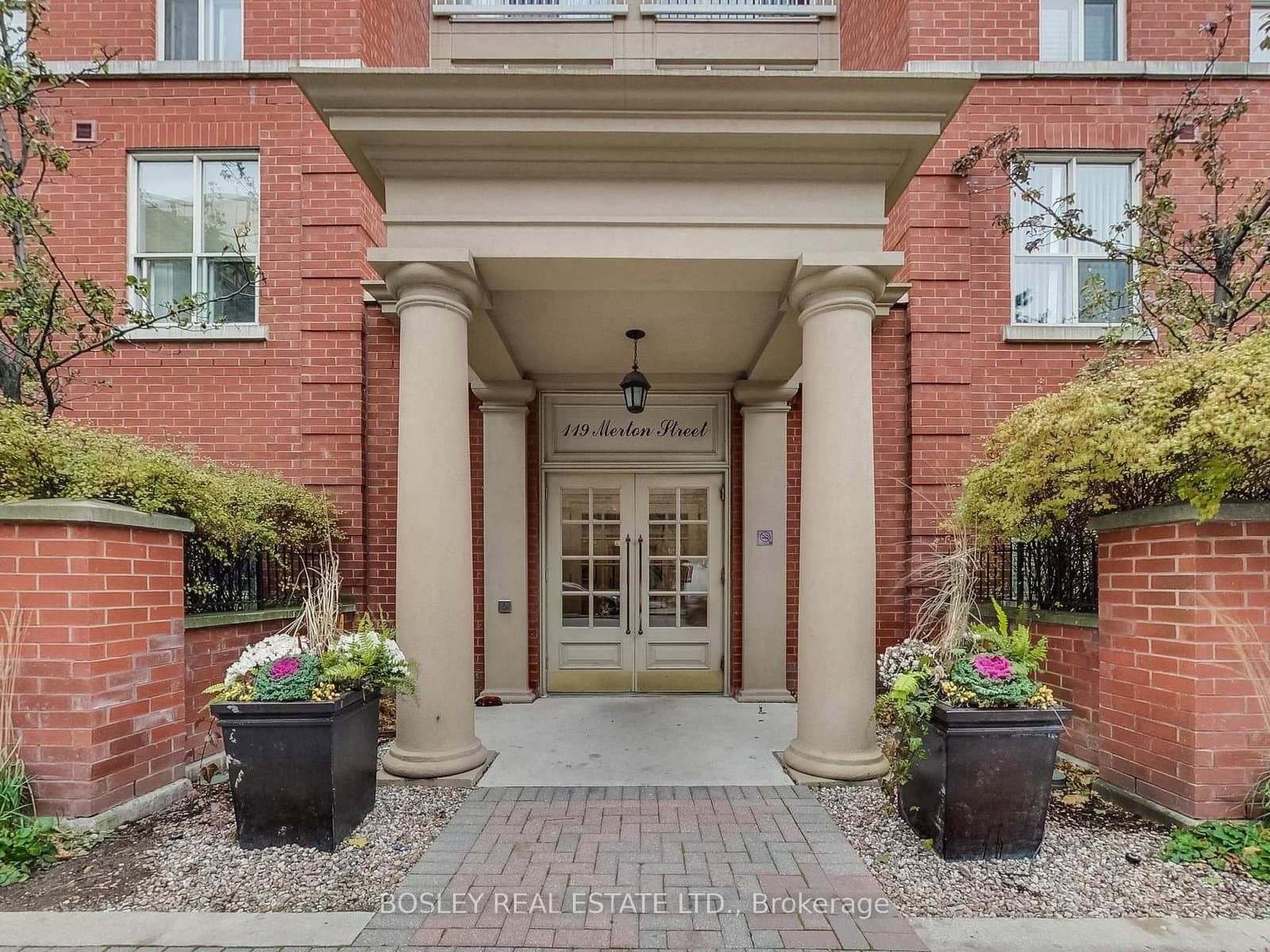 119 Merton Street, Unit 215 thumbnail 33